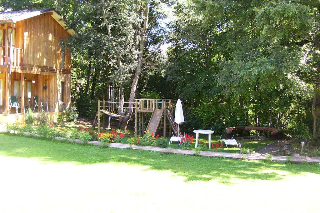 Cabanas Spa Bungalows Huarranchi Pucón Eksteriør billede