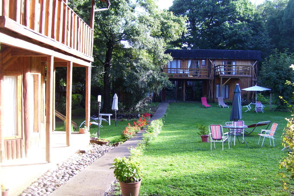 Cabanas Spa Bungalows Huarranchi Pucón Eksteriør billede