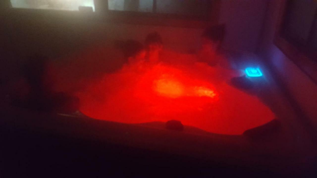 Cabanas Spa Bungalows Huarranchi Pucón Eksteriør billede